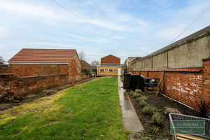 Photo 15- click for photo gallery